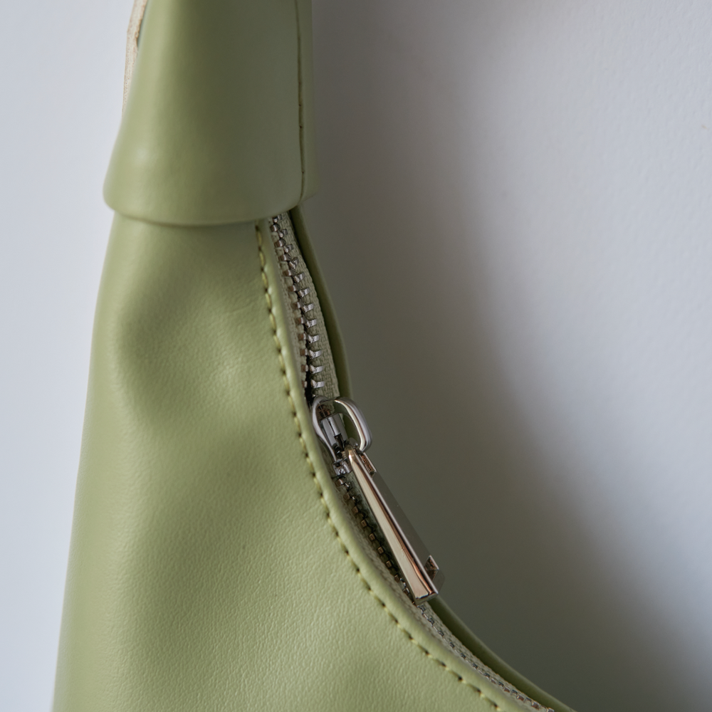 
                      
                        APPLE SKIN Moonbag - Matcha/ Lilac
                      
                    