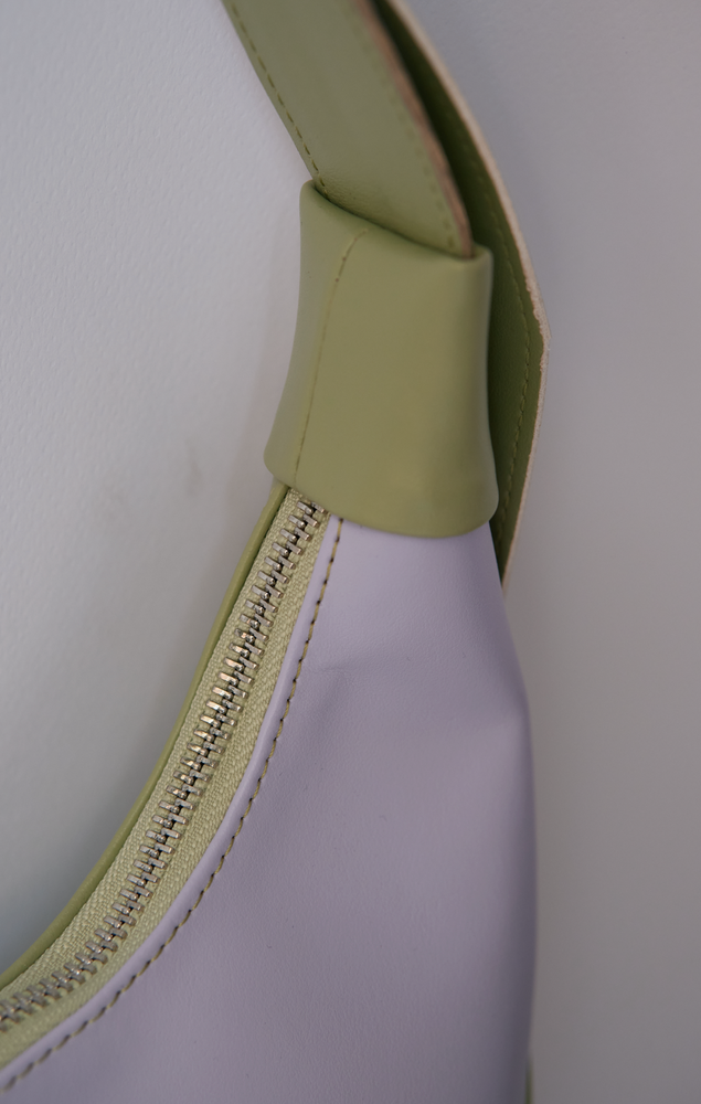 
                      
                        APPLE SKIN Moonbag - Matcha/ Lilac
                      
                    