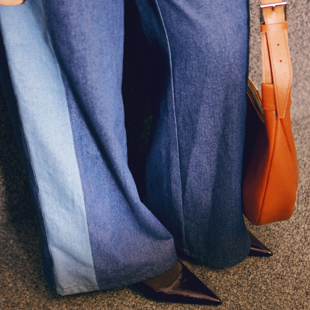 
                      
                        APPLE SKIN Moonbag - Rosso/Pink
                      
                    