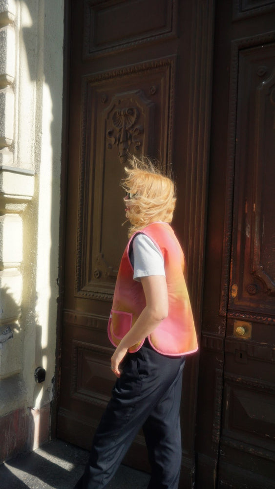 
                      
                        Atrio - Reversible Vest - Foggy Roma
                      
                    