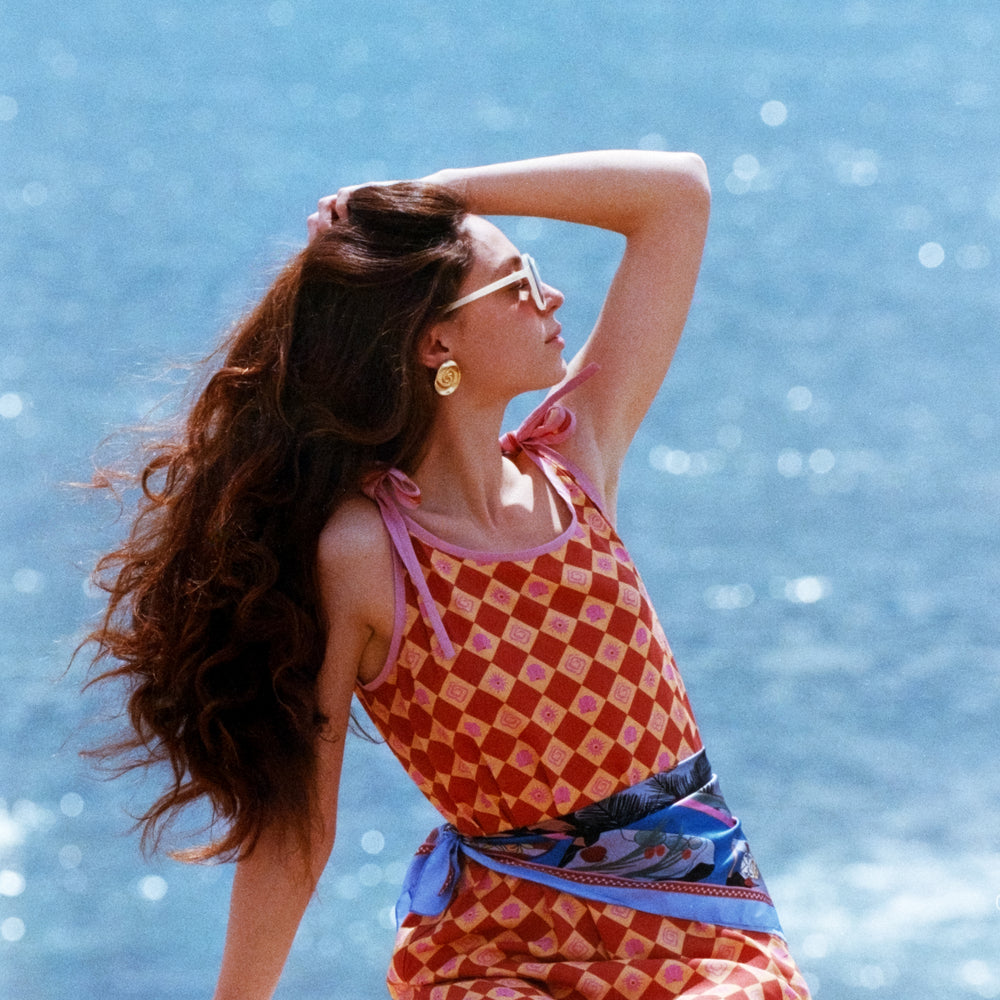 
                      
                        Canto di Mare - Silk Scarf
                      
                    