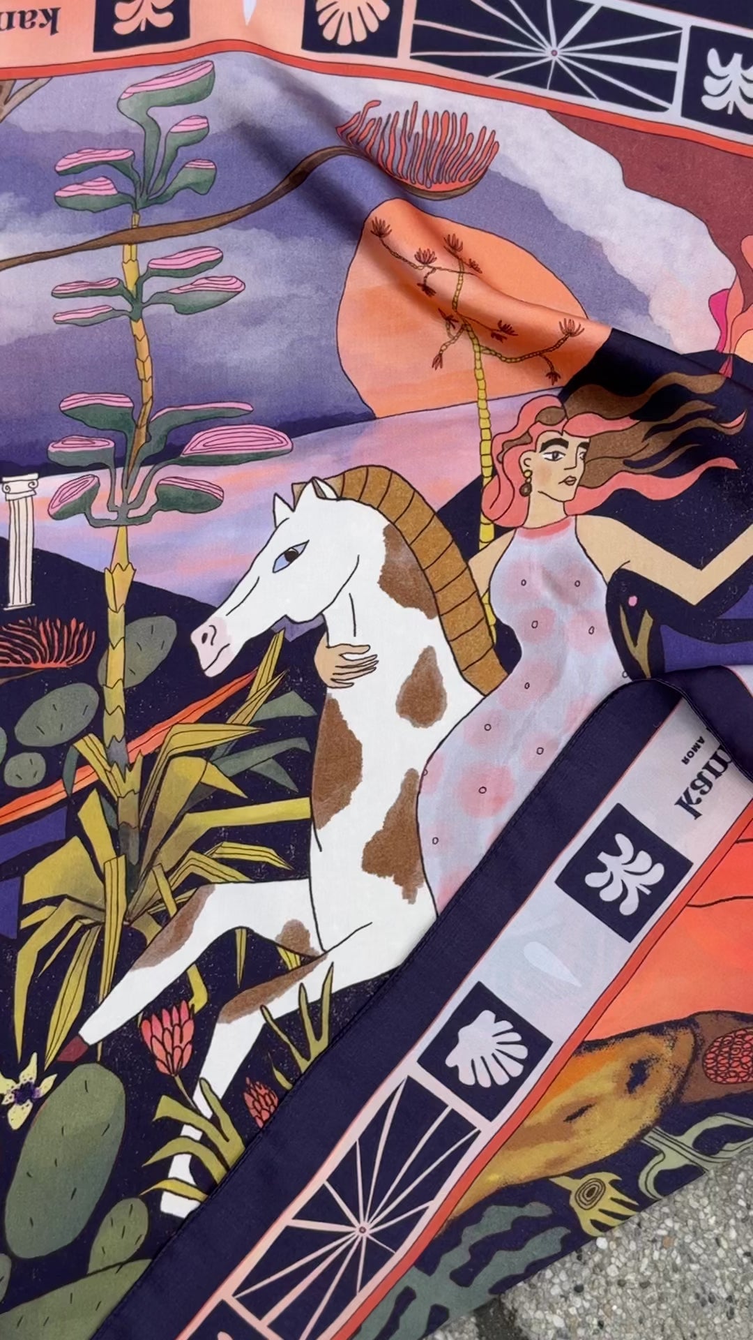 VULCANA - Silk scarf